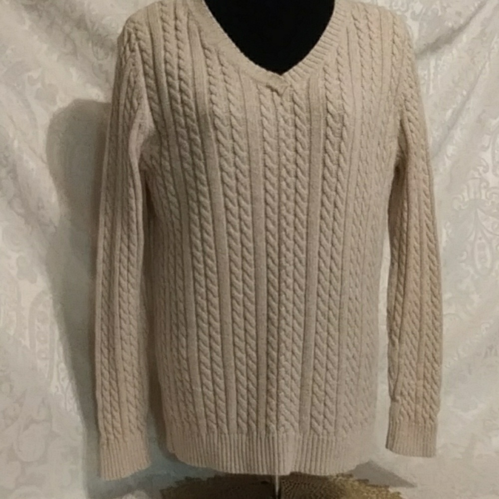 💚Croft and Barrow Cable Knit Sweater